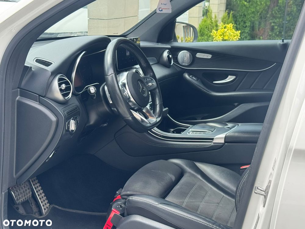 Mercedes-Benz GLC 220 d 4Matic 9G-TRONIC AMG Line - 13