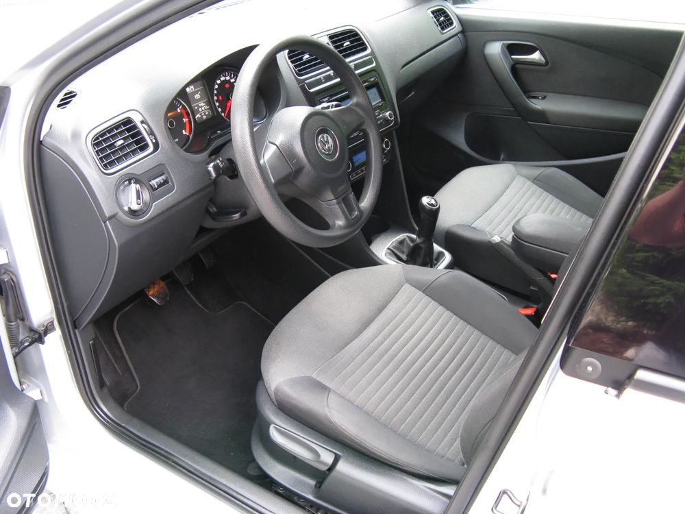 Volkswagen Polo 1.4 16V Highline Optimum - 37