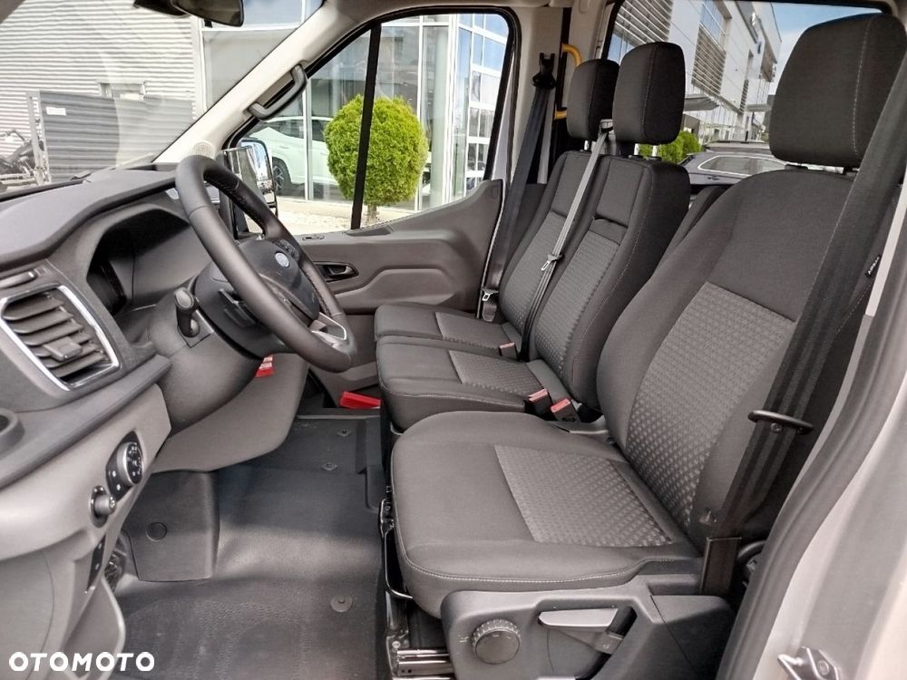 Ford Transit - 13