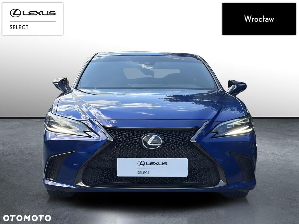 Lexus ES 300h F Sport Edition - 9