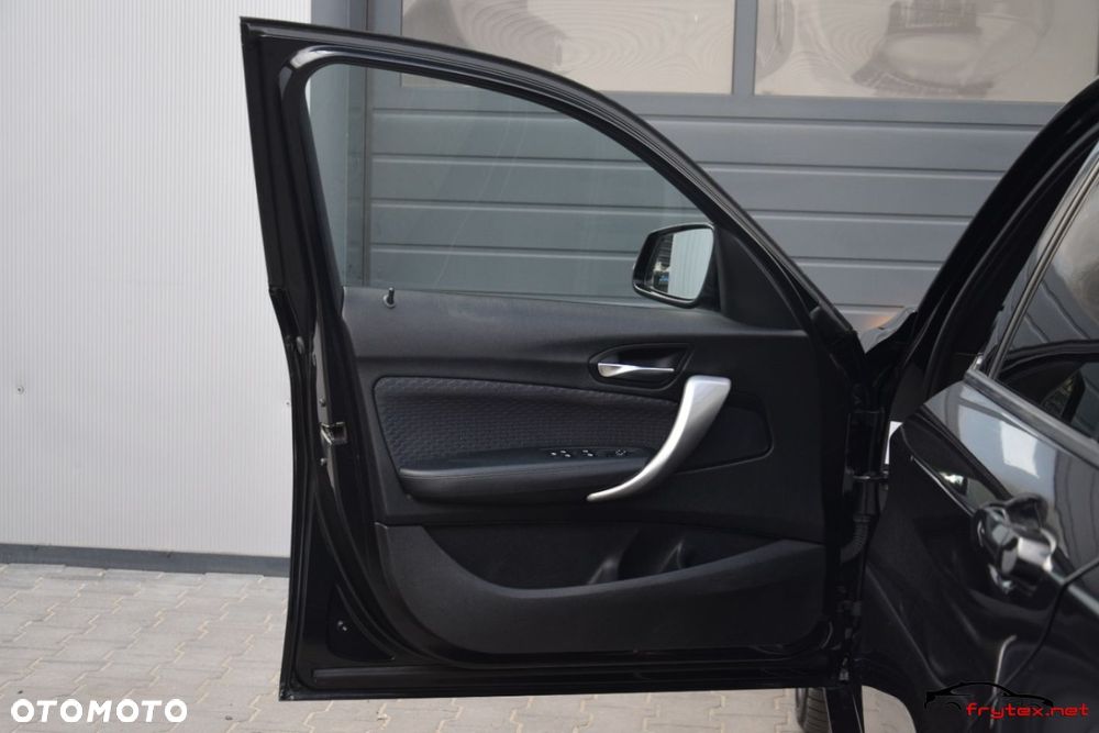 BMW Seria 1 - 15