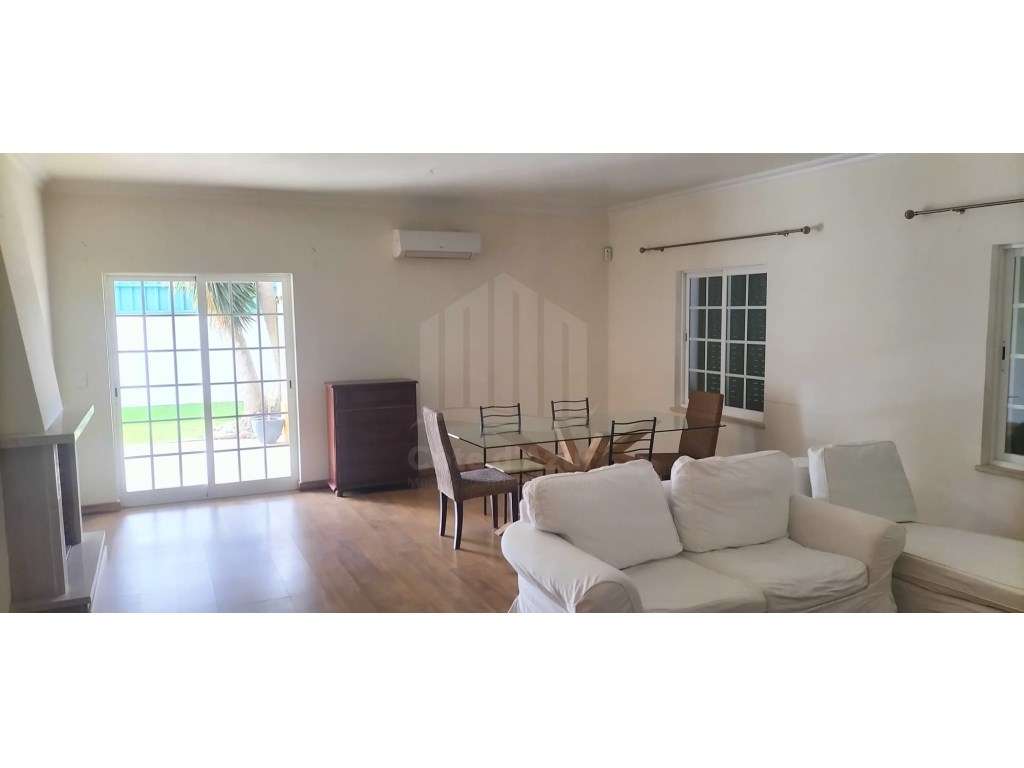 Moradia T4+1 com Jardim e Churrasqueira em Sesimbra, Castelo - Grande imagem: 4/18