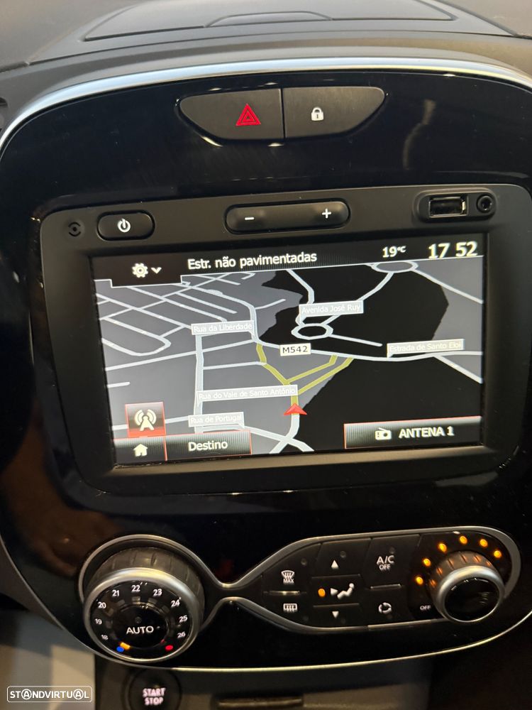 Renault Captur TCe 130 GPF INTENS - 37