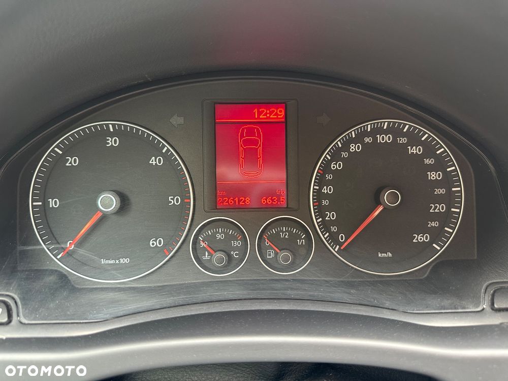 Volkswagen Golf Plus 1.9 TDI Trendline - 10