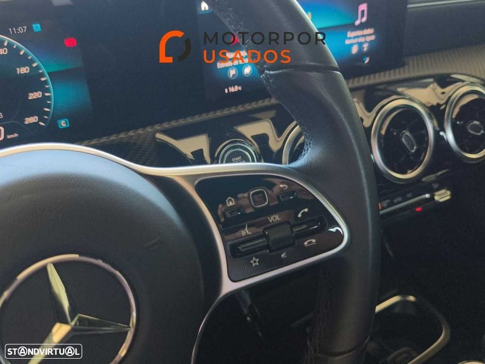 Mercedes-Benz A 180 d Style — fotografia 18