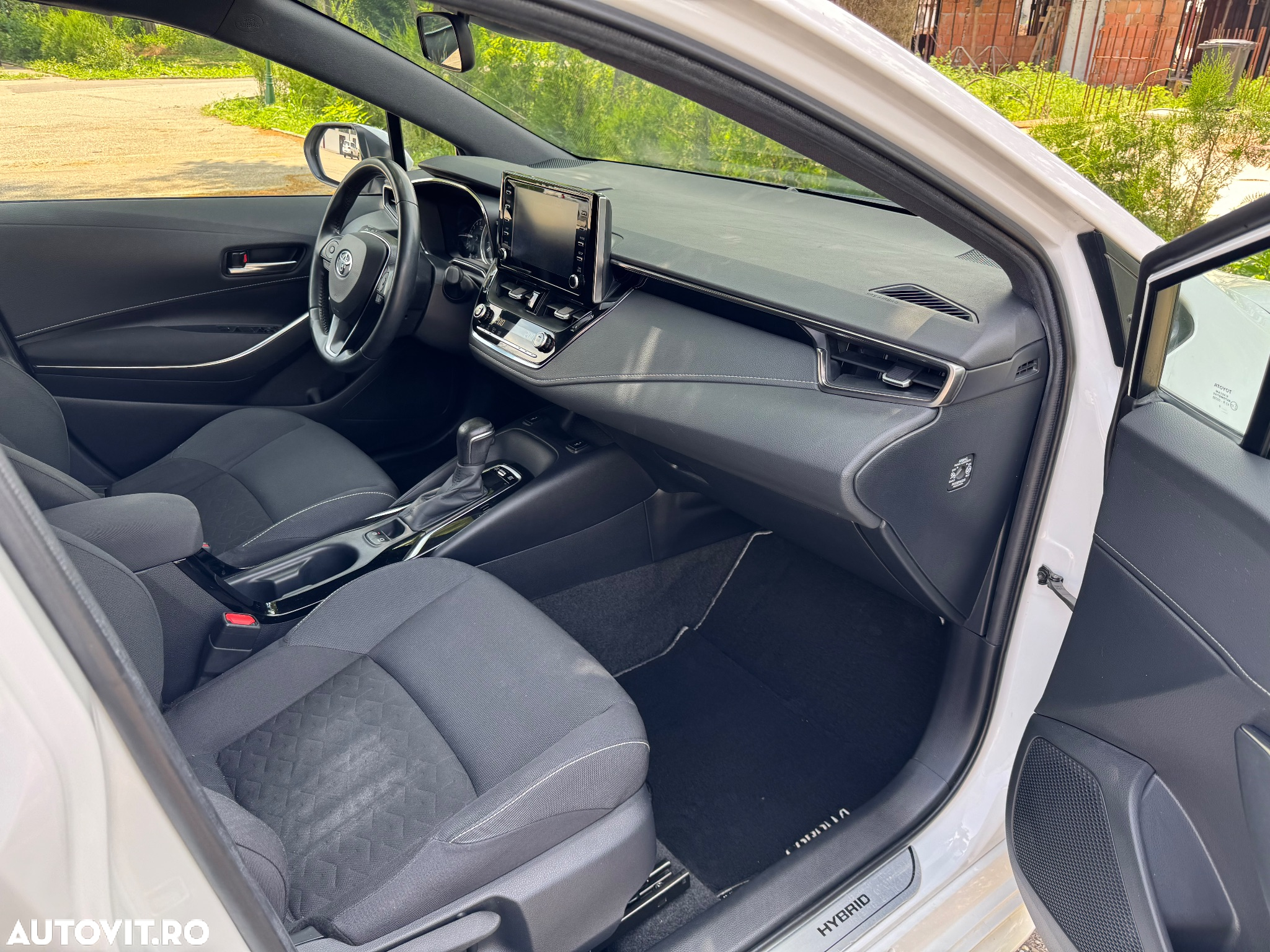 Toyota Corolla 1.8 Hybrid Comfort - 16
