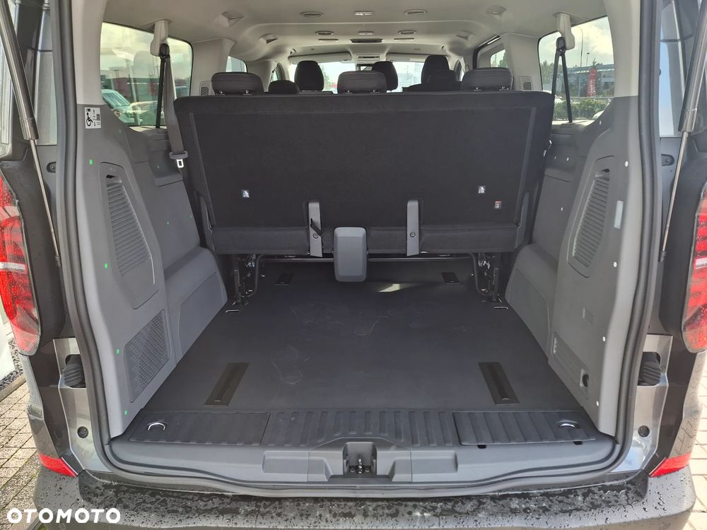 Volkswagen Caravelle - 26