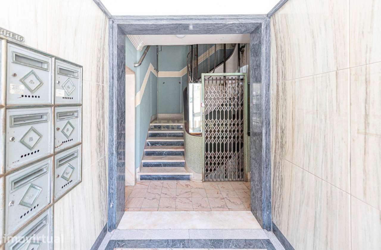 Apartamento T2 para Arrendamento - Campo de Ourique - Grande imagem: 3/26