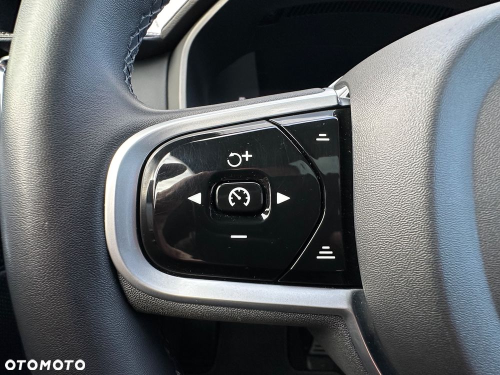 Volvo V90 T8 Twin Engine AWD R Design - 31