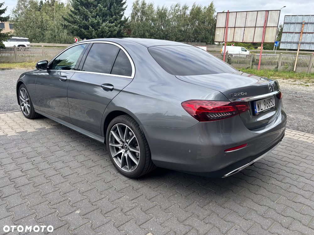 Mercedes-Benz Klasa E 220 d 4-Matic Avantgarde - 3
