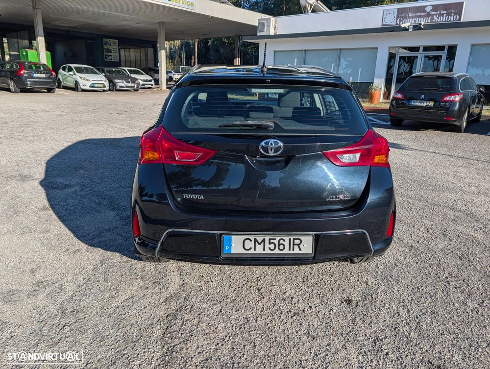Toyota Auris - 24