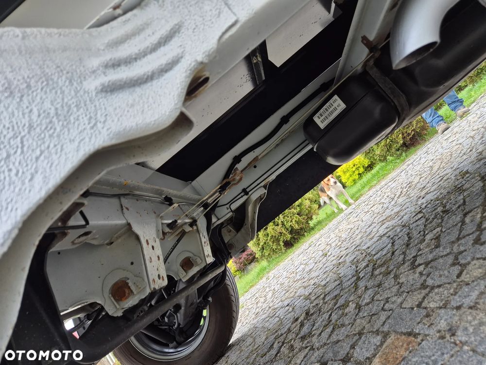 Volkswagen T5 kilka sztuk - 34