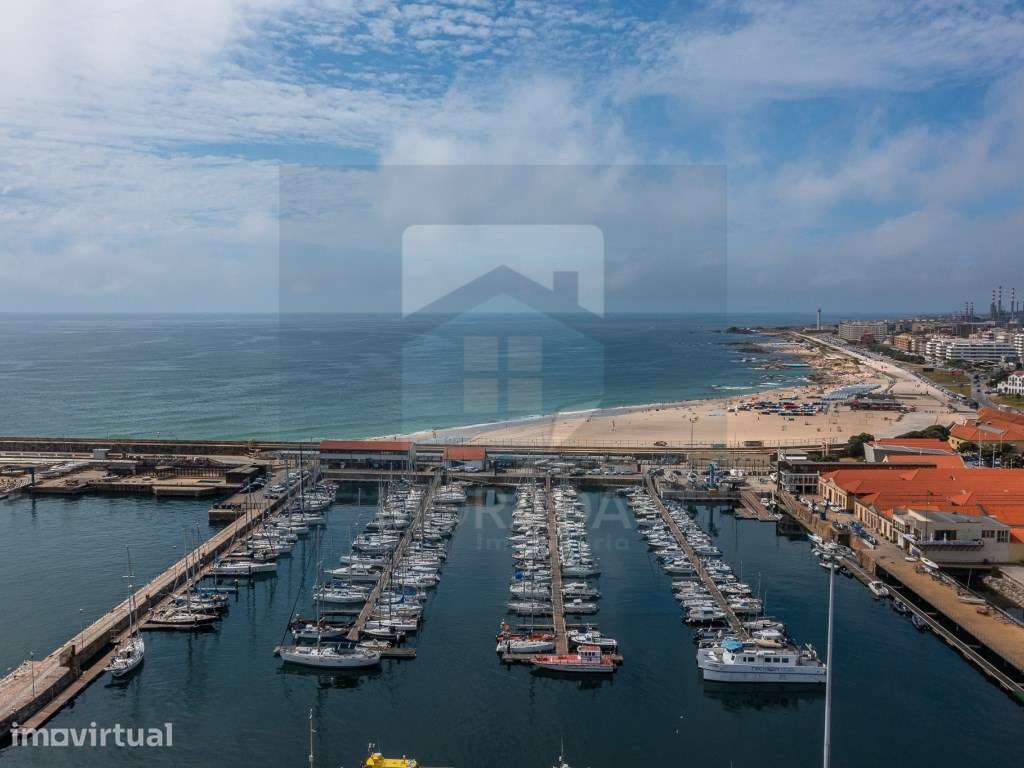 APARTAMENTO T3 || ÚLTIMO PISO || LEÇA DA PALMEIRA - Grande imagem: 4/38