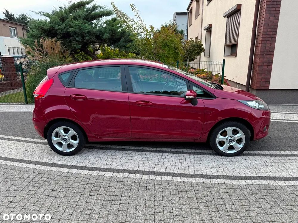 Ford Fiesta 1.25 Titanium - 10