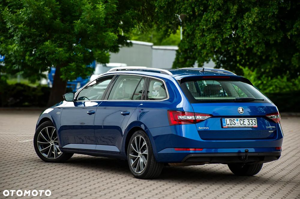 Skoda Superb 2.0 TDI DSG L&K - 25