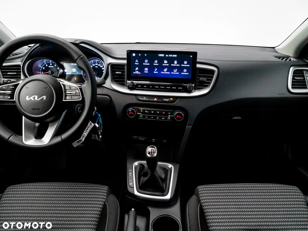 Kia Ceed 1.5 T-GDI M - 28