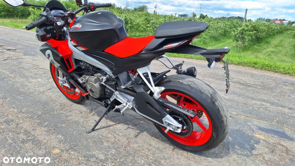 Aprilia Tuono - 11