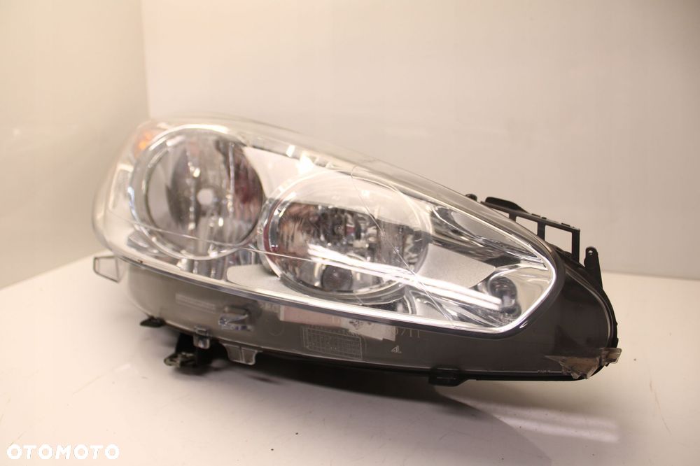 PEUGEOT 308 I T7 LIFT 11R- REFLEKTOR PRAWY LAMPA PRAWA PRZEDNIA PRZÓD - 2