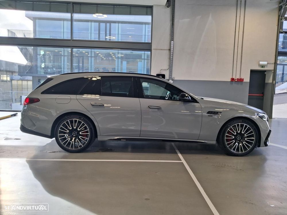 Mercedes-Benz E 53 AMG Hybrid 4Matic+ - 5