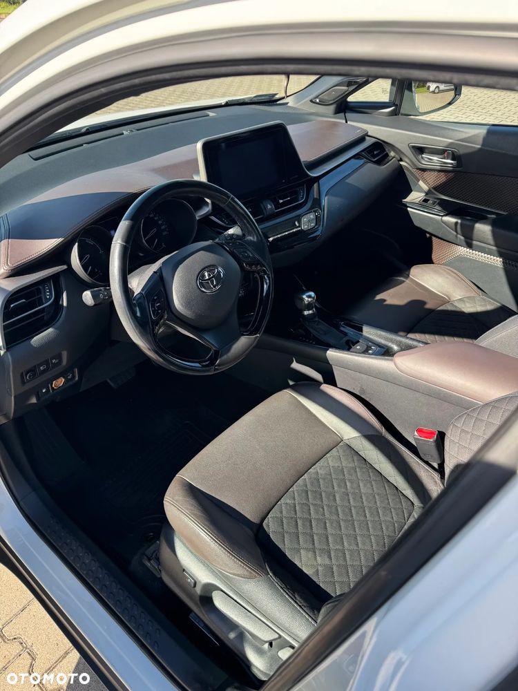 Toyota C-HR - 17