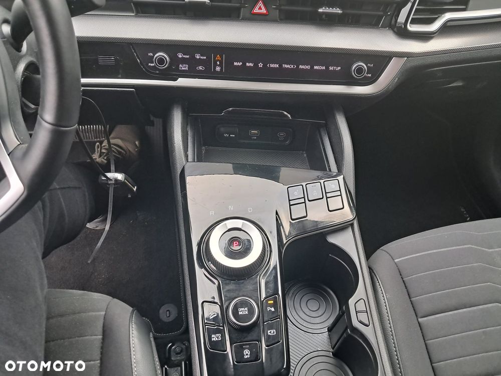 Kia Sportage 1.6 T-GDI 2WD Eco-Dynamics + (48V M-H) DCT Vision - 25