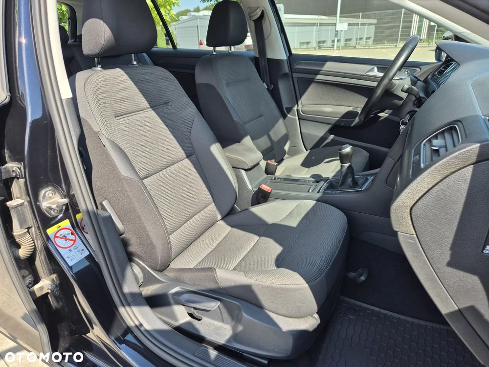 Volkswagen Golf 1.6 TDI BMT Comfortline - 16