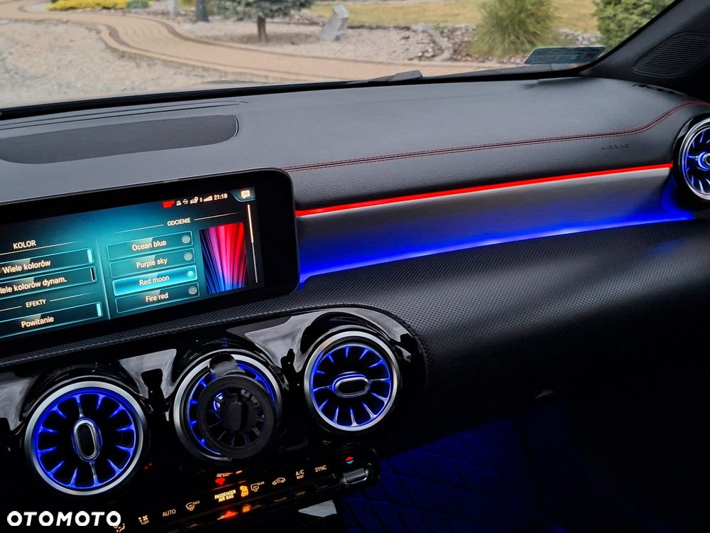 Mercedes-Benz CLA 200 AMG Line 7G-DCT - 14