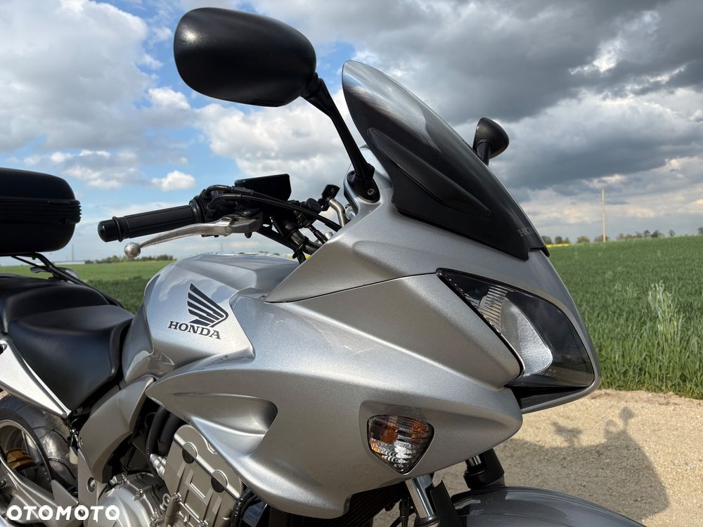 Honda CBF - 22