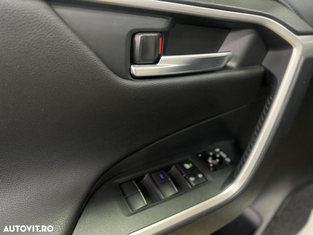 Toyota RAV4 2.5 4x4 Hybrid Lounge - 23