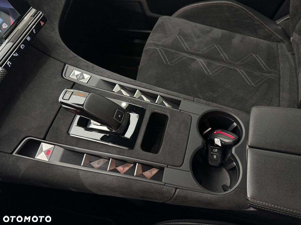 DS Automobiles DS 7 Crossback - 24