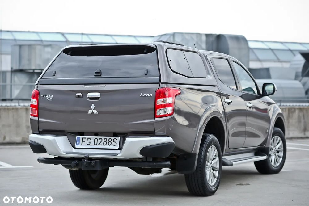 Mitsubishi L200 - 1