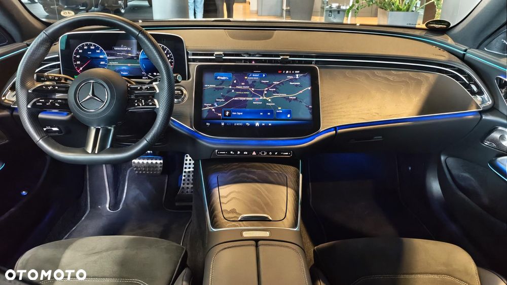 Mercedes-Benz Klasa E 300 de PHEV 4-Matic AMG 9G-Tronic - 10