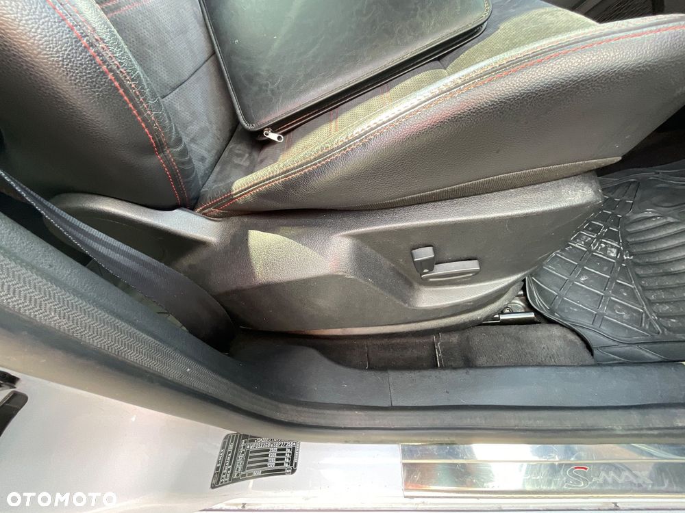 Ford S-Max 2.0 TDCi DPF Titanium - 22