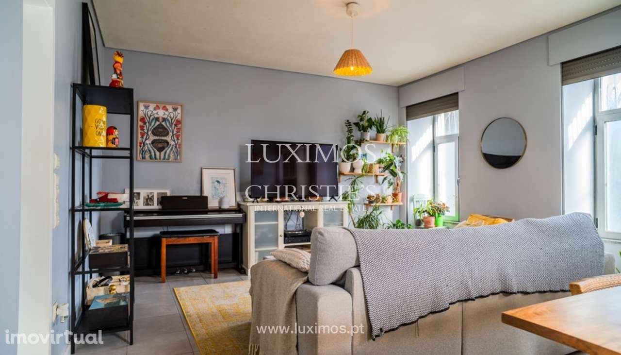 Moradia V4 com jardim para venda em Arcozelo, Vila Nova de Gaia - Grande imagem: 4/23