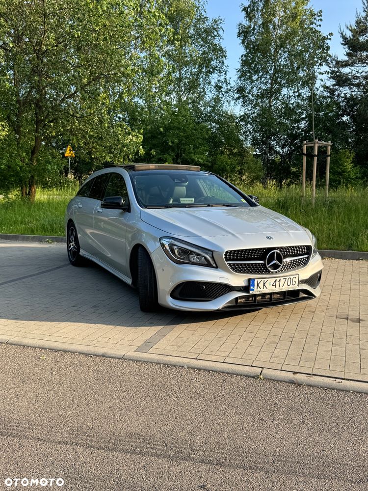 Mercedes-Benz CLA 220 4-Matic AMG Line - 3