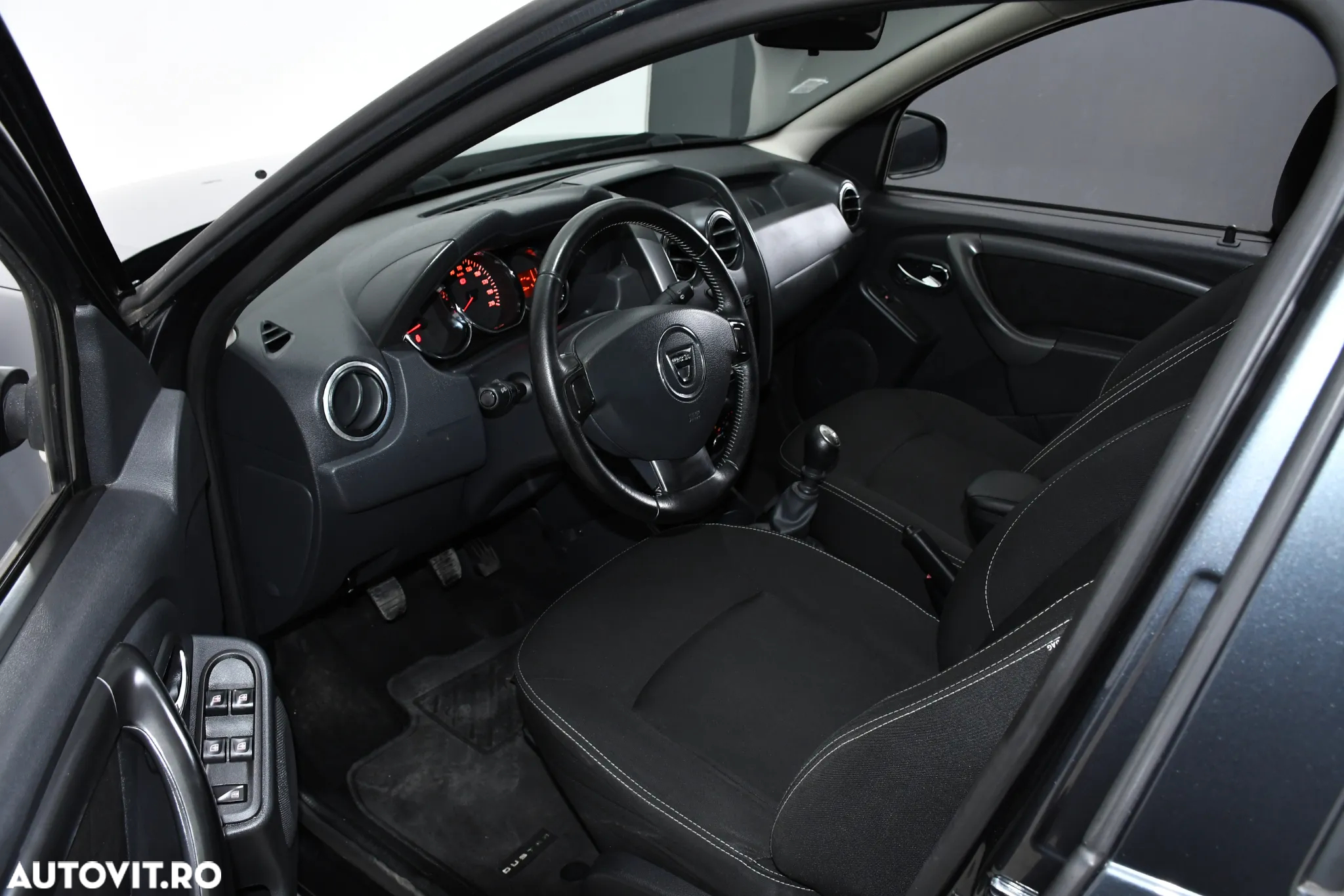 Dacia Duster 1.5 dCi 4x2 Laureate - 17