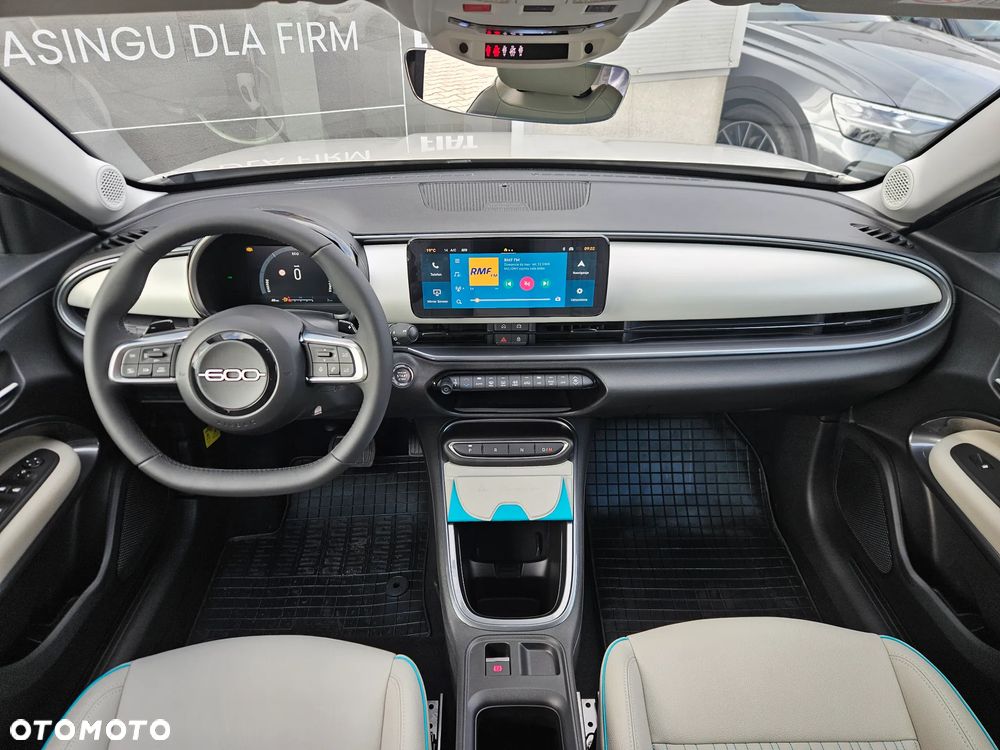 Fiat 600 1.2 Turbo Hybrid La Prima eDCT - 6