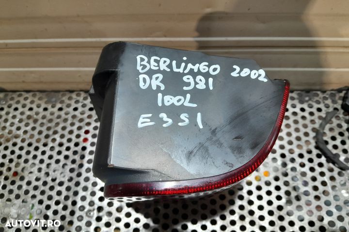 Lampa / Tripla stop dreapta pe aripa Citroen Berlingo 1 [1996 - 2002] - 1