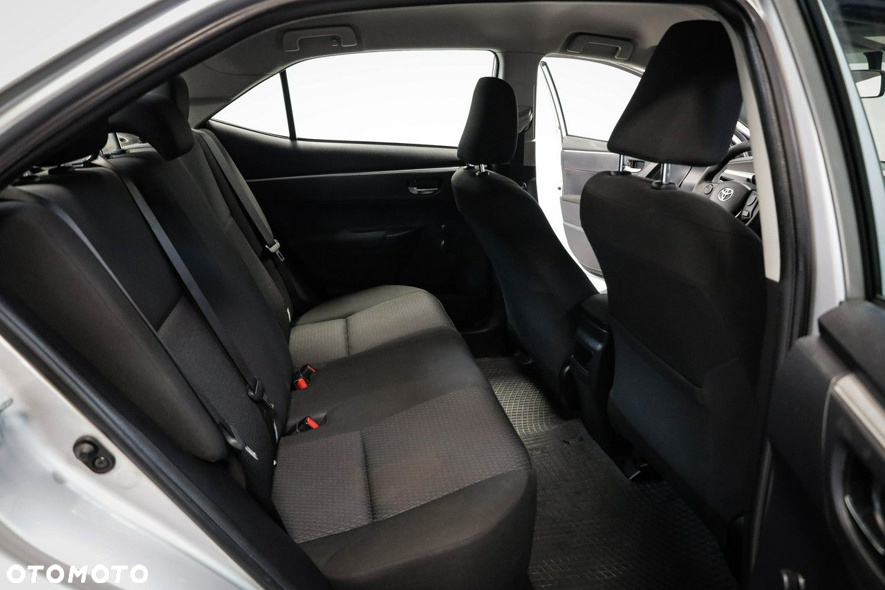 Toyota Corolla - 20