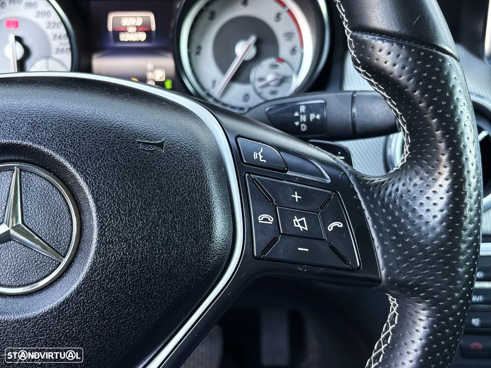 Mercedes-Benz GLA 200 CDi Urban Aut. - 21