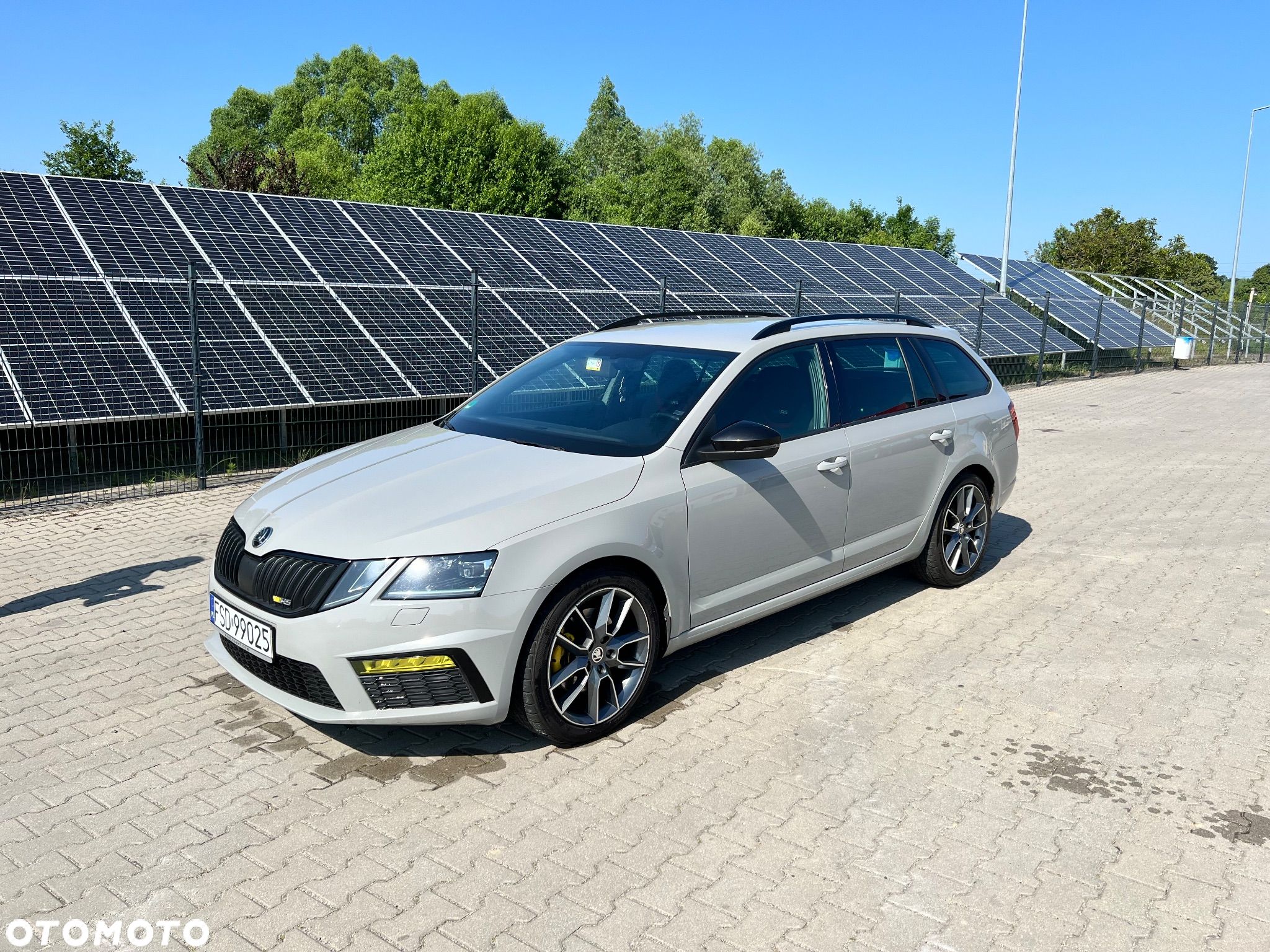Skoda Octavia 2.0 TDI RS DSG - 1