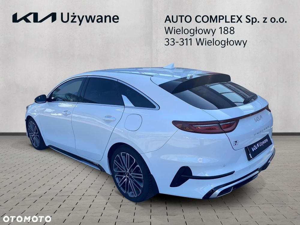 Kia ProCeed - 4