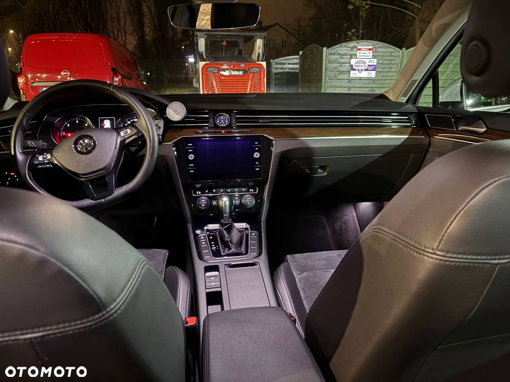 Volkswagen Passat 2.0 TDI SCR 4Motion DSG (BMT) Highline - 14