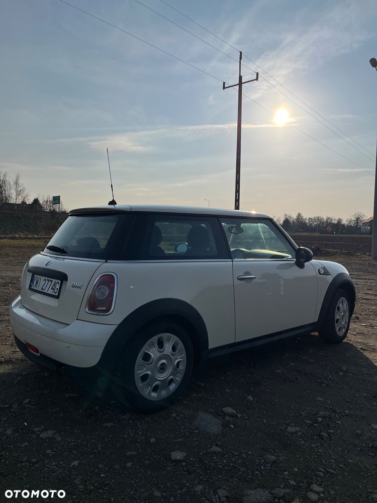 MINI ONE Standard - 3
