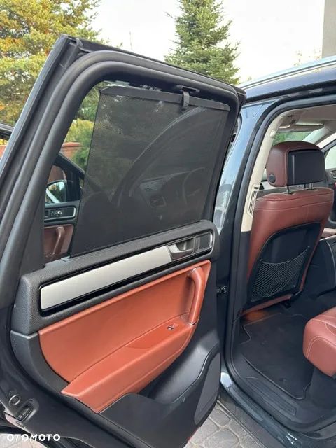 Volkswagen Touareg 3.0 V6 TDI BMT - 17