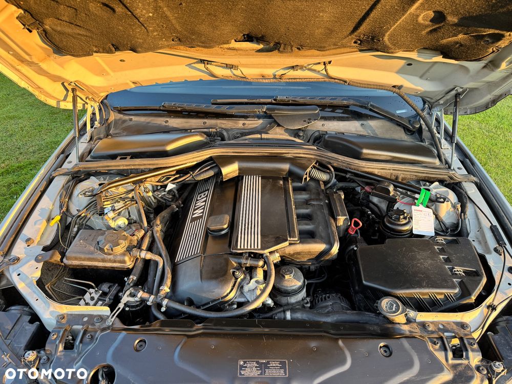BMW Seria 5 520i - 16