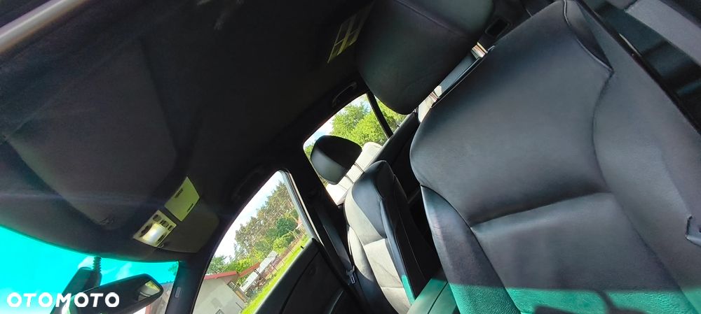 BMW Seria 5 - 25