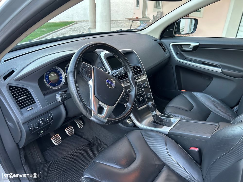 Volvo XC 60 2.0 D3 Drive R-Design Start/Stop - 12