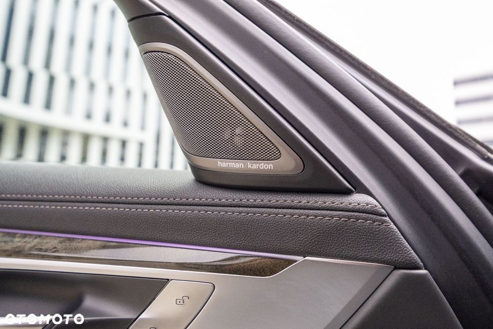 BMW Seria 7 730d xDrive - 21