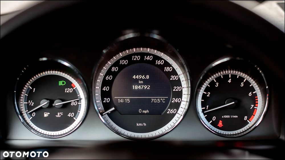 Mercedes-Benz Klasa C 180 Kompressor BlueEFFICIENCY Elegance - 20
